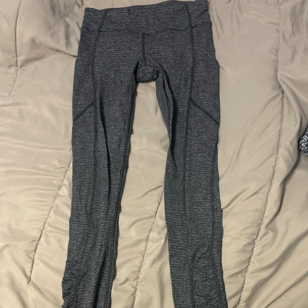 Lululemon leggings with pockets